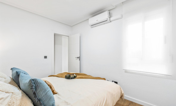 Resale - 1. Apartment / flat - Playa Flamenca - Costa Blanca South
