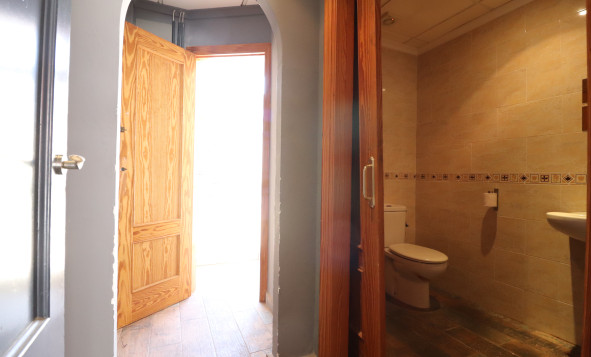 Herverkoop - Commercial (Freehold) - Algorfa - Costa Blanca Zuid