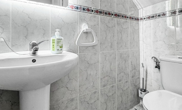 Herverkoop - 1. Appartement / flat - Torrevieja - Costa Blanca Zuid