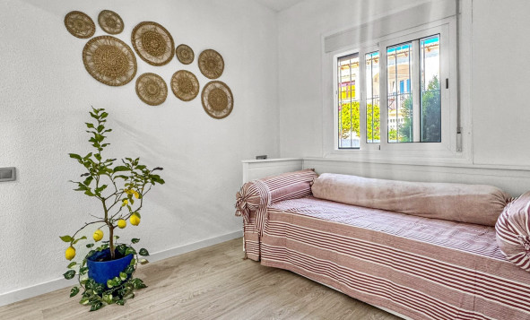 Herverkoop - 1. Appartement / flat - Torrevieja - Costa Blanca Zuid