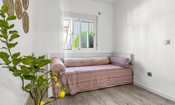 Herverkoop - 1. Appartement / flat - Torrevieja - Costa Blanca Zuid