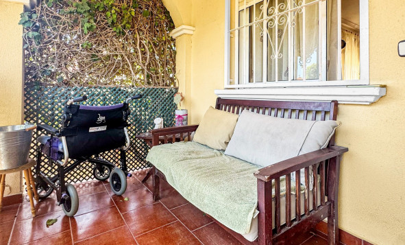 Herverkoop - 2. Town house / tussenwoning - Orihuela Costa - Los Almendros-La Florida