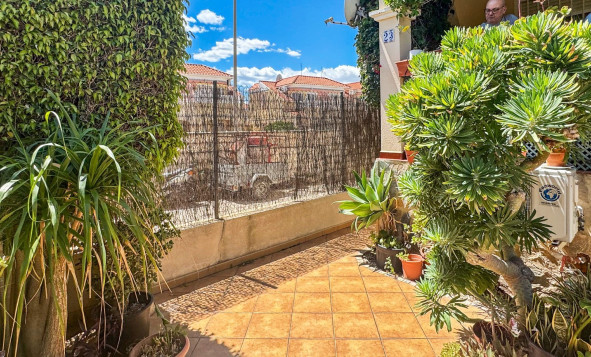 Herverkoop - 2. Town house / tussenwoning - Orihuela Costa - Los Almendros-La Florida