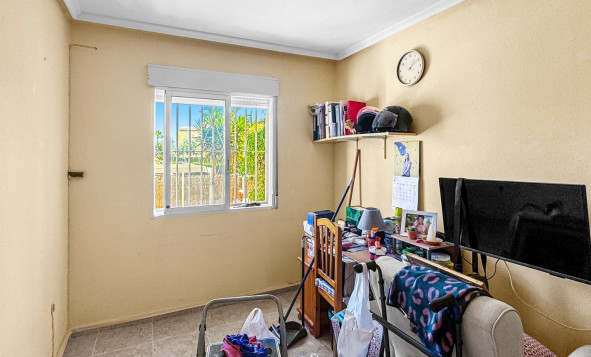 Herverkoop - 2. Town house / tussenwoning - Orihuela Costa - Los Almendros-La Florida