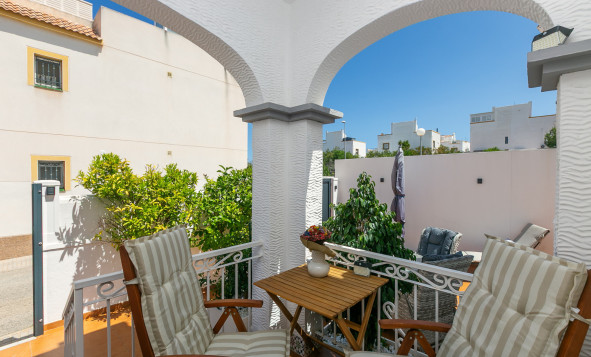 Herverkoop - 4. Halfvrijstaande villa - Los Altos - Costa Blanca Zuid