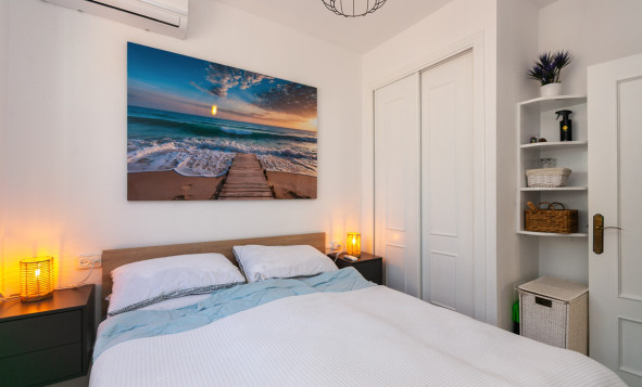 Herverkoop - 4. Halfvrijstaande villa - Los Altos - Costa Blanca Zuid
