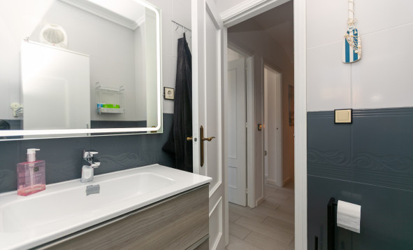 Herverkoop - 4. Halfvrijstaande villa - Los Altos - Costa Blanca Zuid