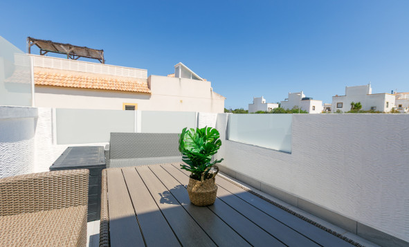 Herverkoop - 4. Halfvrijstaande villa - Los Altos - Costa Blanca Zuid