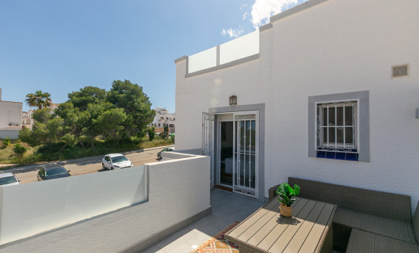 Herverkoop - 4. Halfvrijstaande villa - Los Altos - Costa Blanca Zuid