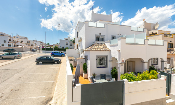 Herverkoop - 4. Halfvrijstaande villa - Los Altos - Costa Blanca Zuid