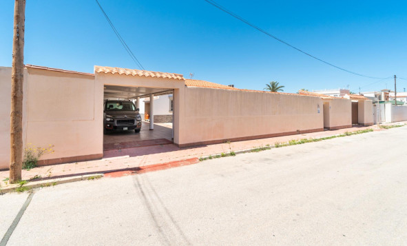 Herverkoop - 3. Vrijstaande villa - Torrevieja - Costa Blanca Zuid