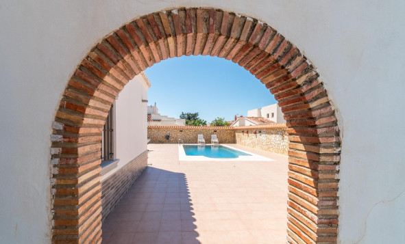 Herverkoop - 3. Vrijstaande villa - Torrevieja - Costa Blanca Zuid