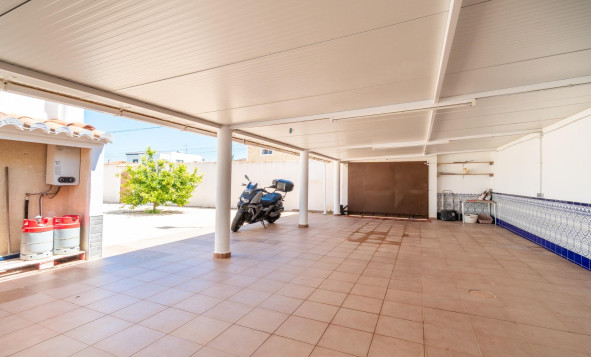Herverkoop - 3. Vrijstaande villa - Torrevieja - Costa Blanca Zuid