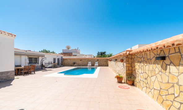 Herverkoop - 3. Vrijstaande villa - Torrevieja - Costa Blanca Zuid
