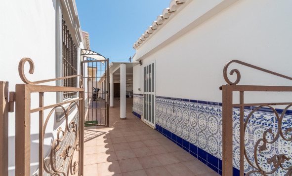 Herverkoop - 3. Vrijstaande villa - Torrevieja - Costa Blanca Zuid