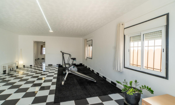 Herverkoop - 3. Vrijstaande villa - Torrevieja - Costa Blanca Zuid