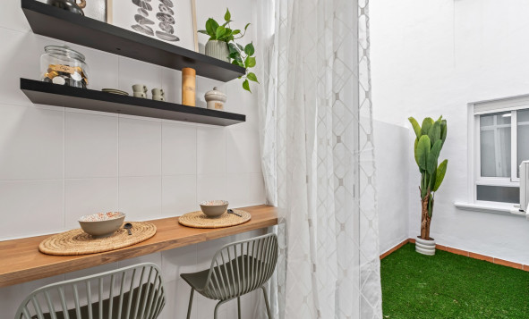 Herverkoop - 1. Appartement / flat - Playa Flamenca - Costa Blanca Zuid