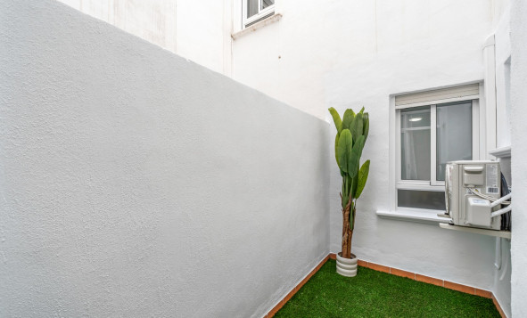 Herverkoop - 1. Appartement / flat - Playa Flamenca - Costa Blanca Zuid