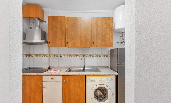 Resale - 1. Apartment / flat - Torrevieja - Costa Blanca South