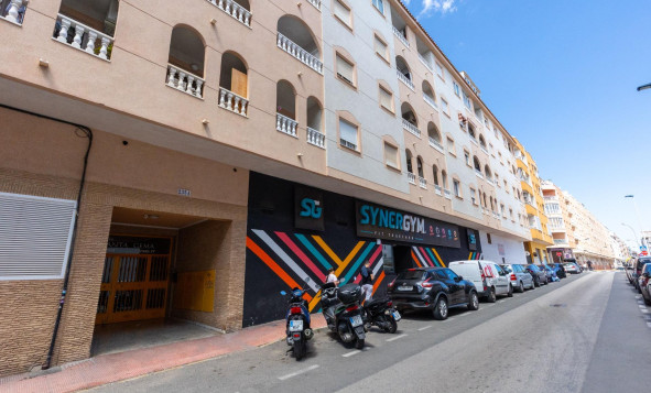 Resale - 1. Apartment / flat - Torrevieja - Costa Blanca South