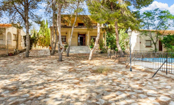 Reventa - 3. Casa indepiende - Torrevieja - Costa Blanca Sur