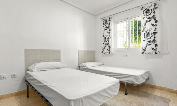 Reventa - 1. Apartamento / piso - Orihuela Costa - Costa Blanca Sur