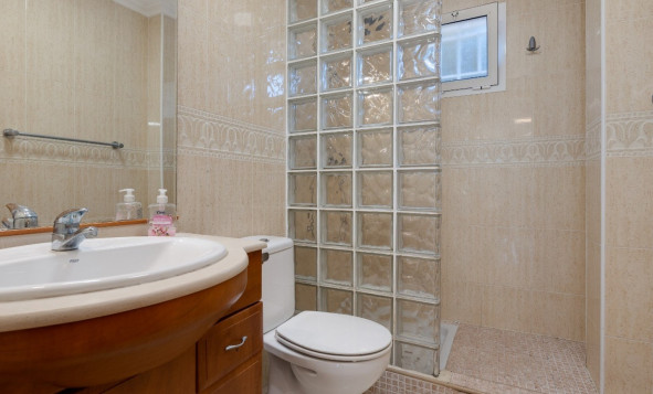 Reventa - 1. Apartamento / piso - Orihuela Costa - Costa Blanca Sur