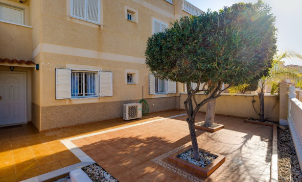 Reventa - 1. Apartamento / piso - Orihuela Costa - Costa Blanca Sur