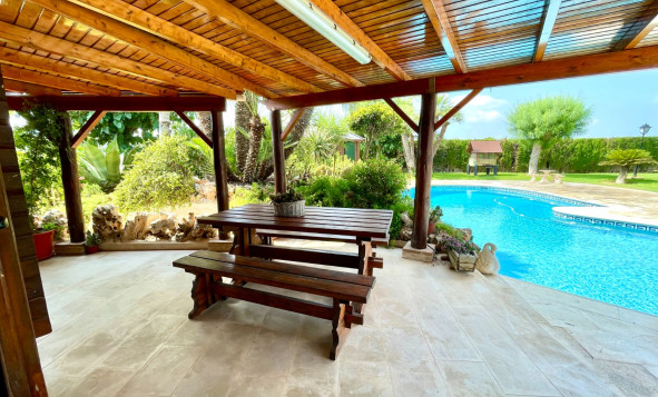 Reventa - 3. Casa indepiende - San Fulgencio - La Marina