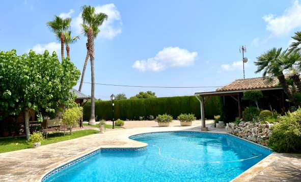 Reventa - 3. Casa indepiende - San Fulgencio - La Marina
