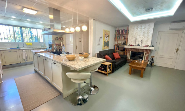 Resale - 7. Finca / Country property - Crevillent - Crevillente
