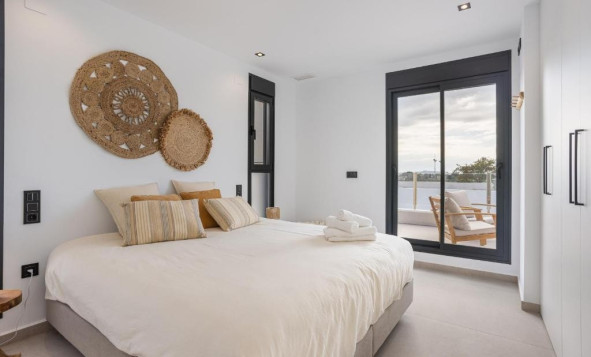 Reventa - 3. Casa indepiende - Dolores - Costa Blanca Sur