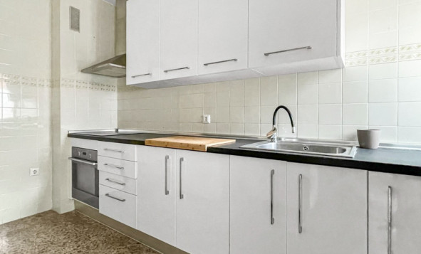 Reventa - 1. Apartamento / piso - Guardamar del Segura - Pueblo