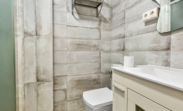Reventa - 1. Apartamento / piso - Guardamar del Segura - Pueblo