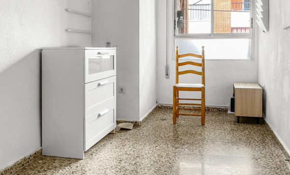Reventa - 1. Apartamento / piso - Guardamar del Segura - Pueblo