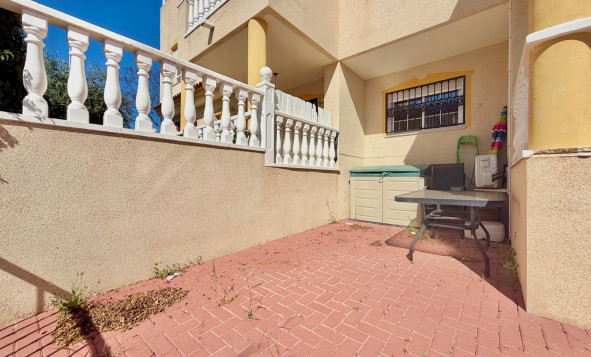 Herverkoop - 4. Halfvrijstaande villa - Guardamar del Segura - Costa Blanca Zuid