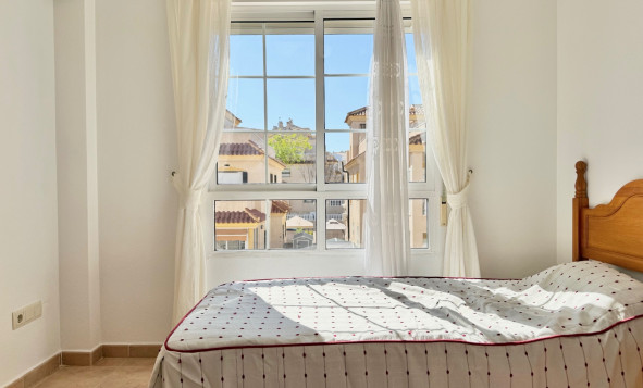Herverkoop - 4. Halfvrijstaande villa - Guardamar del Segura - Costa Blanca Zuid
