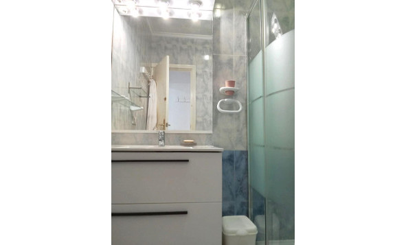 Herverkoop - 1. Appartement / flat - Torrevieja - Costa Blanca Zuid