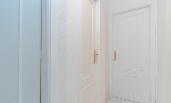 Herverkoop - 1. Appartement / flat - Torrevieja - Costa Blanca Zuid