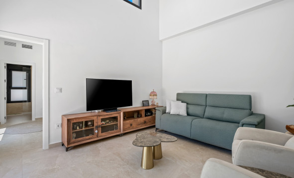 Herverkoop - 6. Vrijstaande villa - Daya Nueva - Costa Blanca Zuid