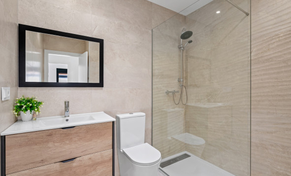 Herverkoop - 6. Vrijstaande villa - Daya Nueva - Costa Blanca Zuid