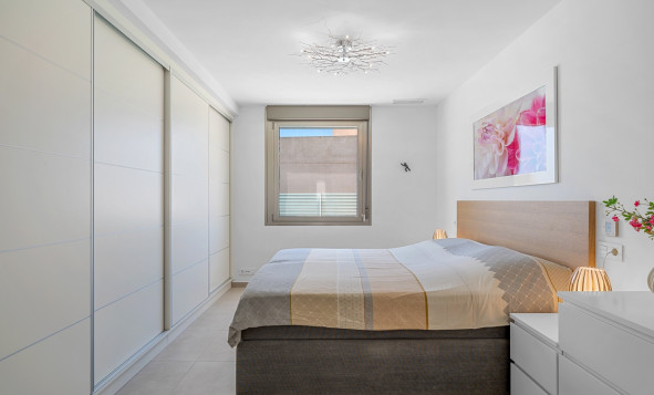 Reventa - 3. Casa indepiende - La Marina - Costa Blanca Sur