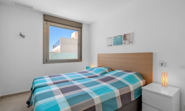 Reventa - 3. Casa indepiende - La Marina - Costa Blanca Sur