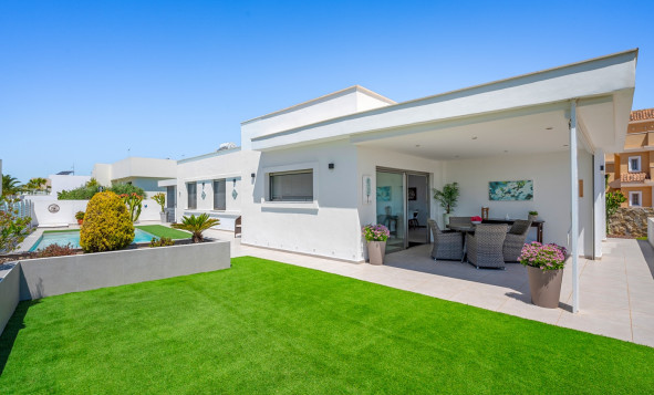 Reventa - 3. Casa indepiende - La Marina - Costa Blanca Sur