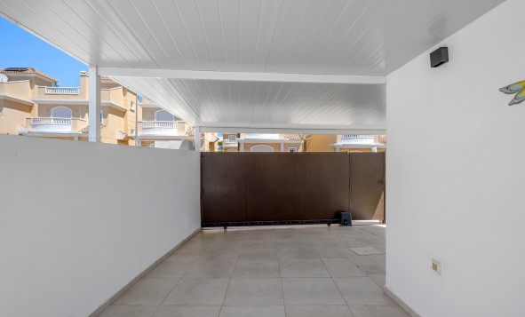 Reventa - 3. Casa indepiende - La Marina - Costa Blanca Sur