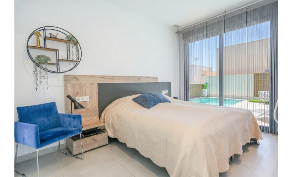 Reventa - 3. Casa indepiende - Benijófar - Costa Blanca Sur