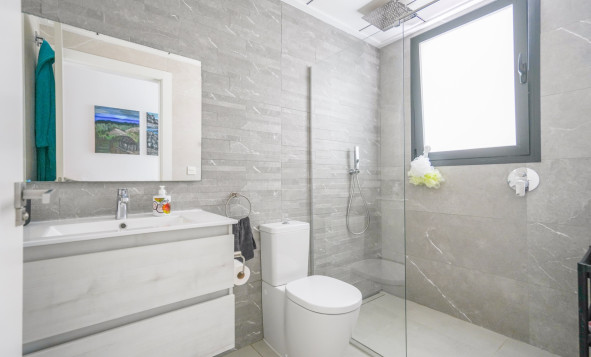 Reventa - 3. Casa indepiende - Benijófar - Costa Blanca Sur
