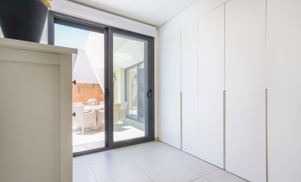 Reventa - 3. Casa indepiende - Benijófar - Costa Blanca Sur