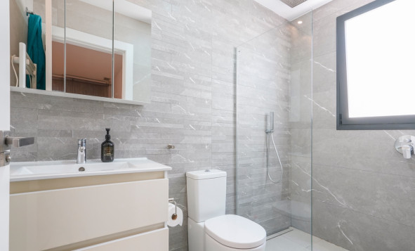 Reventa - 3. Casa indepiende - Benijófar - Costa Blanca Sur