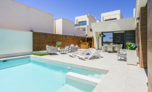 Reventa - 3. Casa indepiende - Benijófar - Costa Blanca Sur